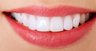 Làm răng phủ sứ – Coi chừng rước họa vào thân từ lời quảng cáo hoa mỹ